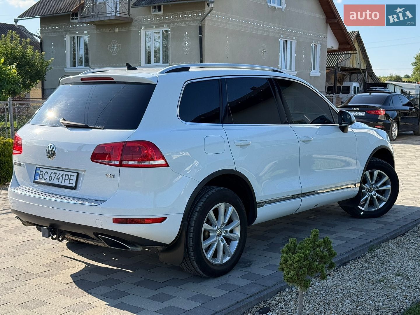 Volkswagen Touareg 2014 VIN WVGEP9BP1ED014369 фото оголошення 11 з 54