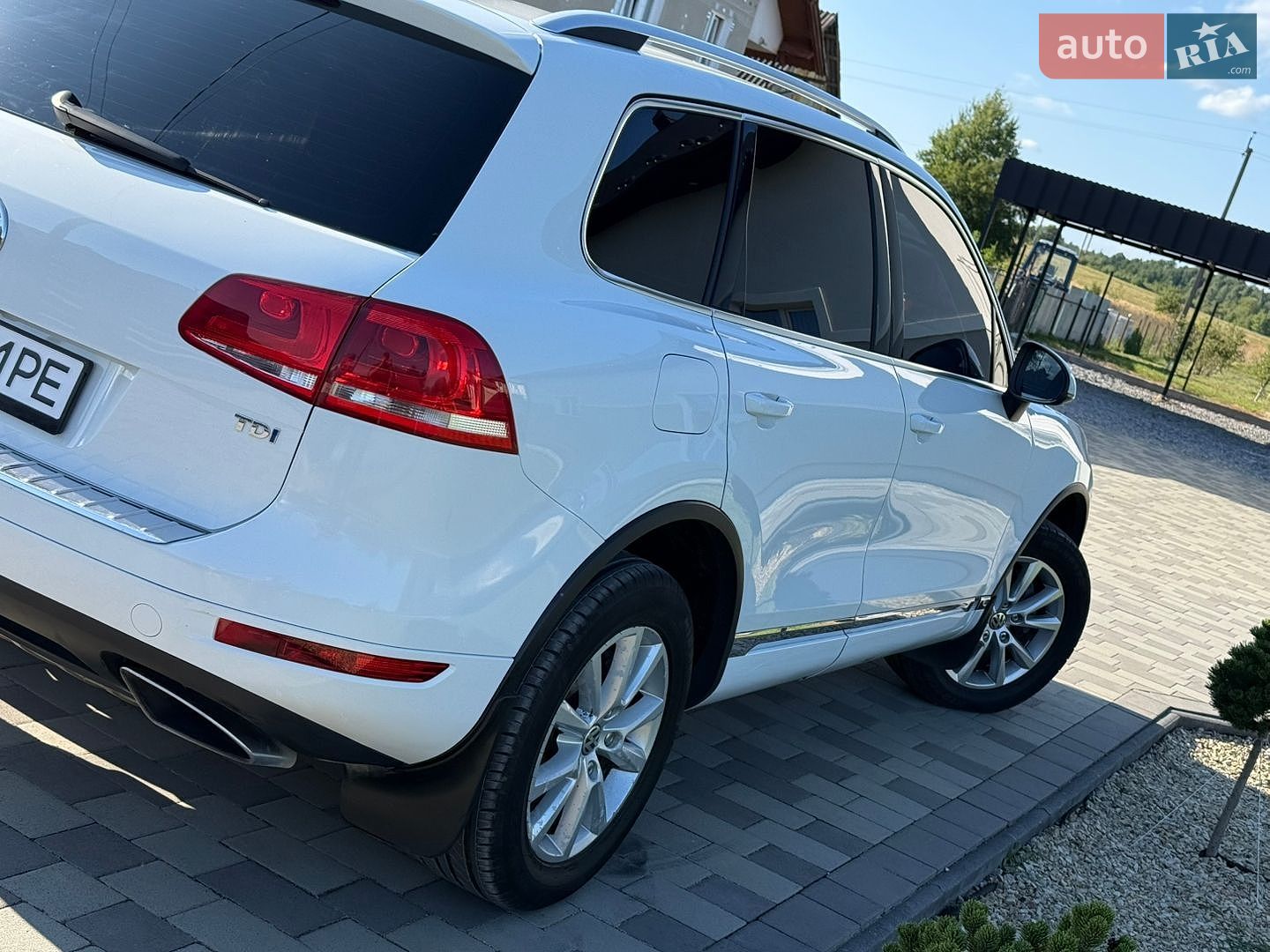 Volkswagen Touareg 2014 VIN WVGEP9BP1ED014369 фото оголошення 14 з 54