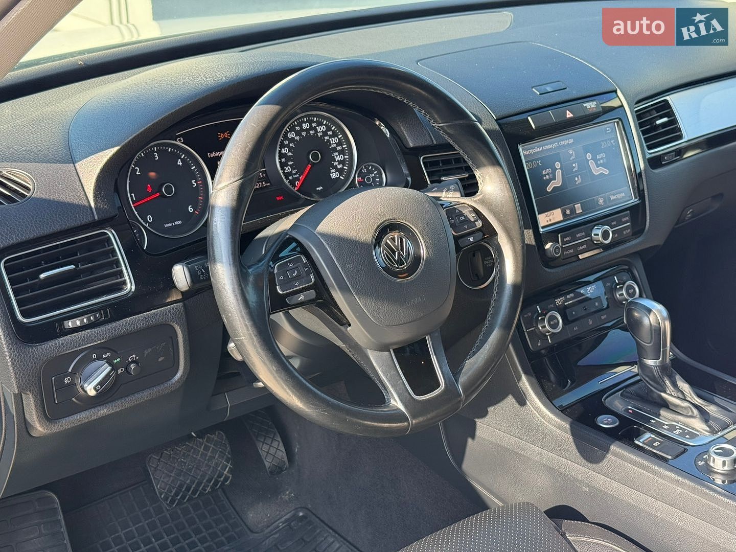 Volkswagen Touareg 2014 VIN WVGEP9BP1ED014369 фото оголошення 25 з 54