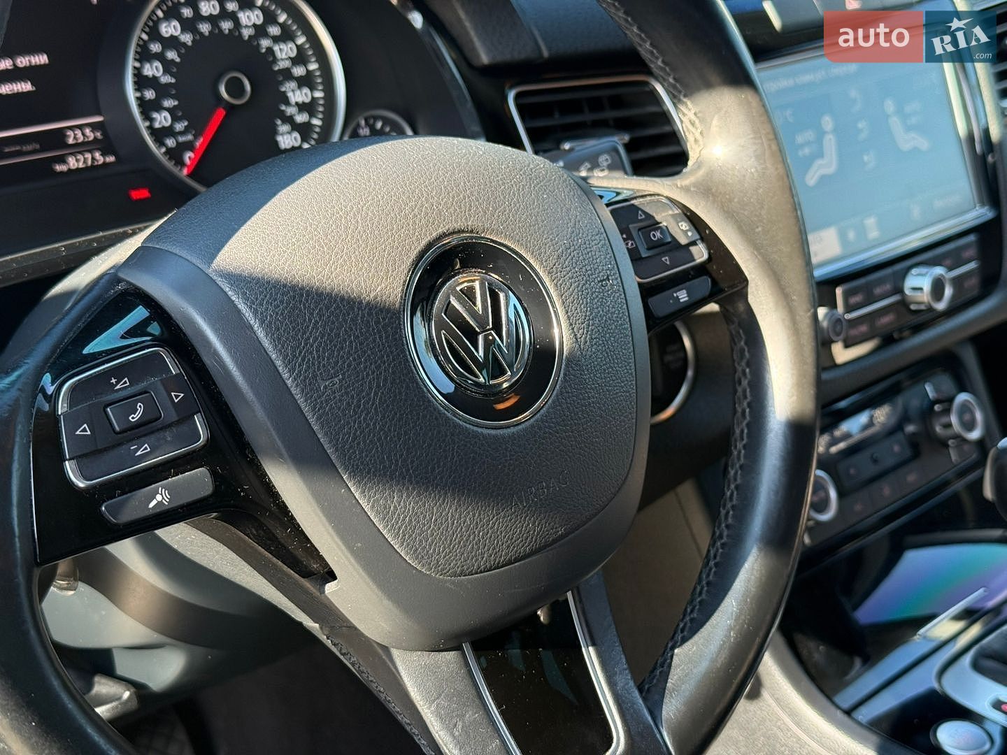 Volkswagen Touareg 2014 VIN WVGEP9BP1ED014369 фото оголошення 27 з 54