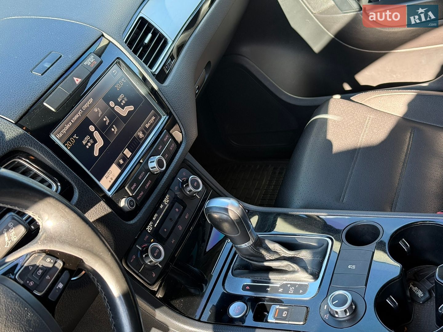 Volkswagen Touareg 2014 VIN WVGEP9BP1ED014369 фото оголошення 29 з 54