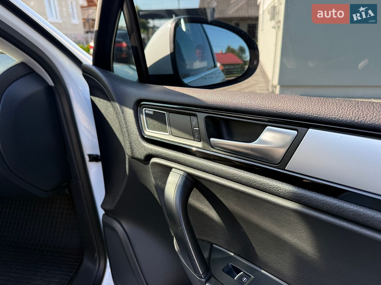 Volkswagen Touareg 2014 VIN WVGEP9BP1ED014369 фото оголошення 42 з 54