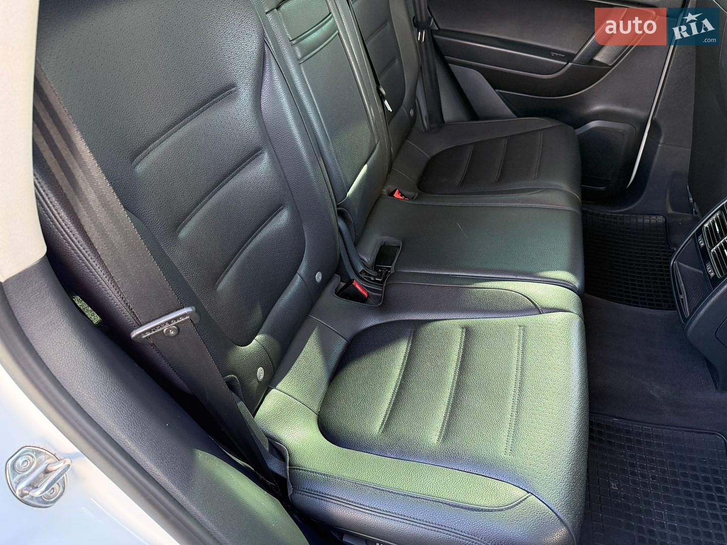 Volkswagen Touareg 2014 VIN WVGEP9BP1ED014369 фото оголошення 45 з 54