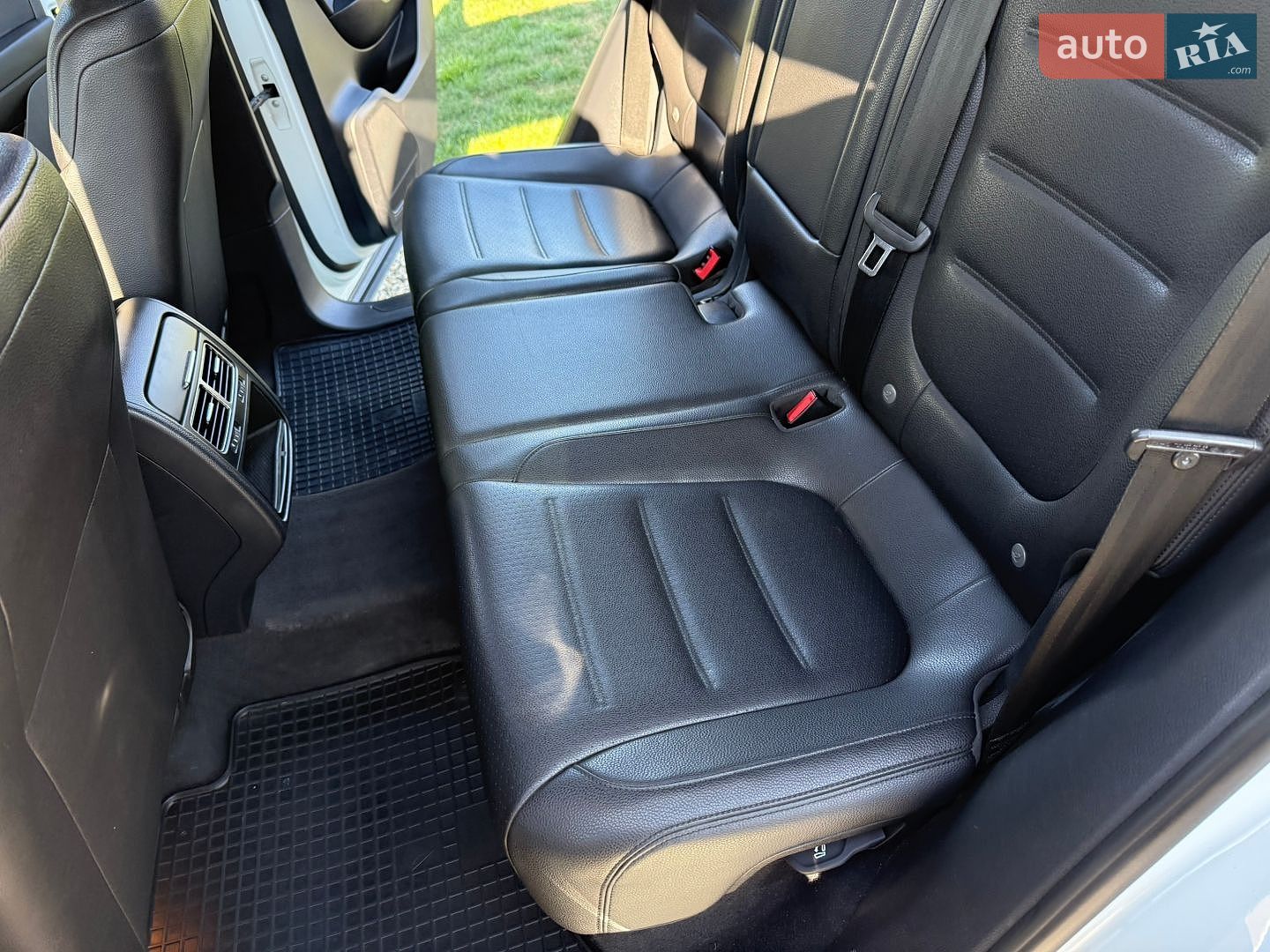 Volkswagen Touareg 2014 VIN WVGEP9BP1ED014369 фото оголошення 46 з 54