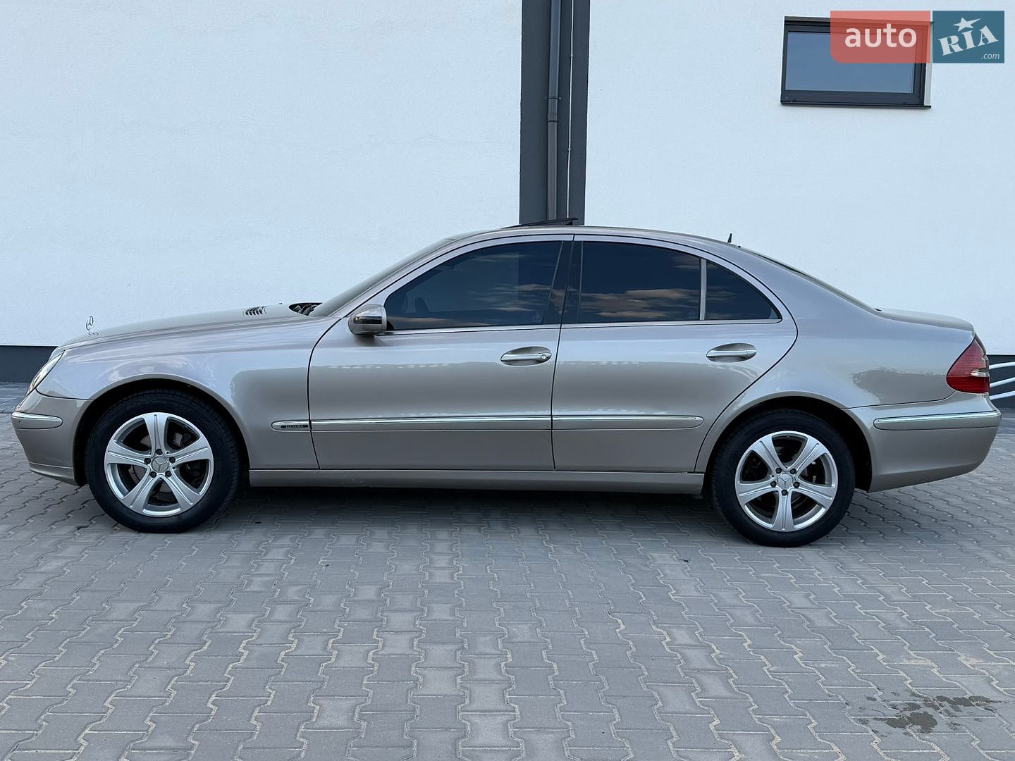 Mercedes-Benz E-Class 2003 VIN WDB2110061A248215 фото оголошення 2 з 41