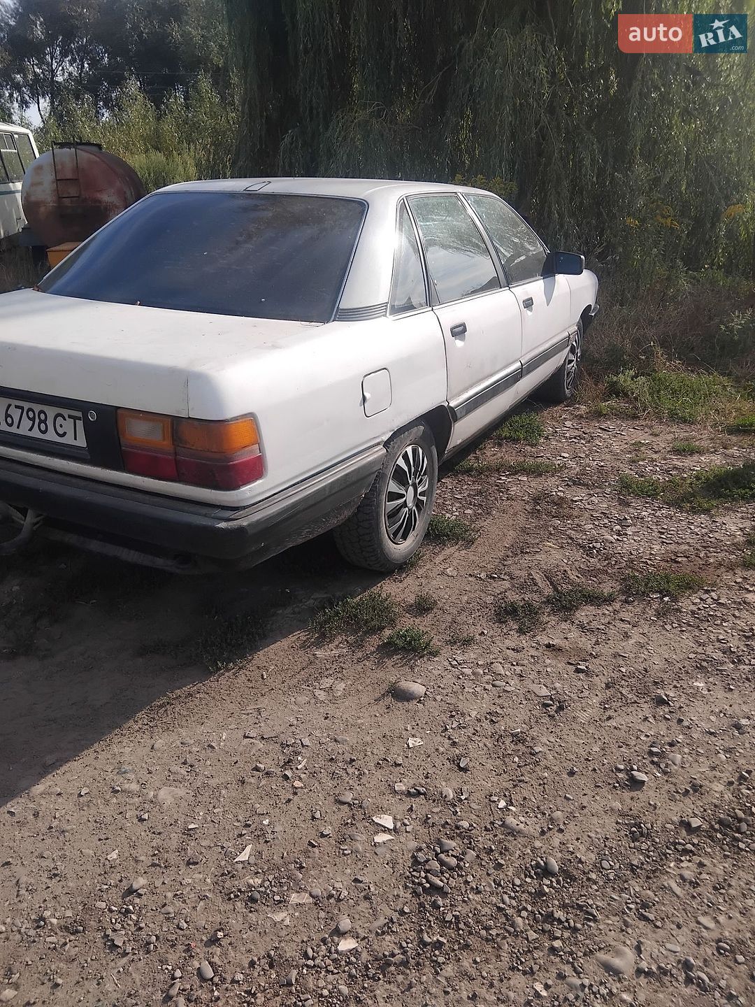 Audi 100 1987 VIN WAUZZZ44ZHA015743 фото оголошення 5 з 7