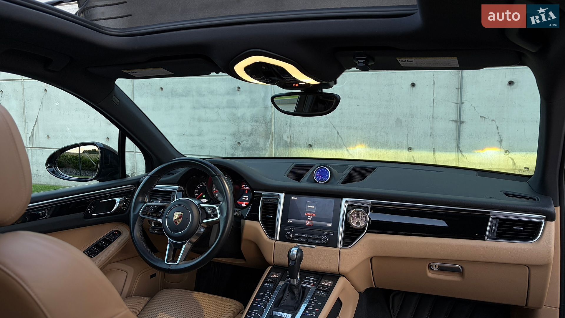 Porsche Macan 2017 VIN WP1AB2A50HLB20653 фото оголошення 21 з 31