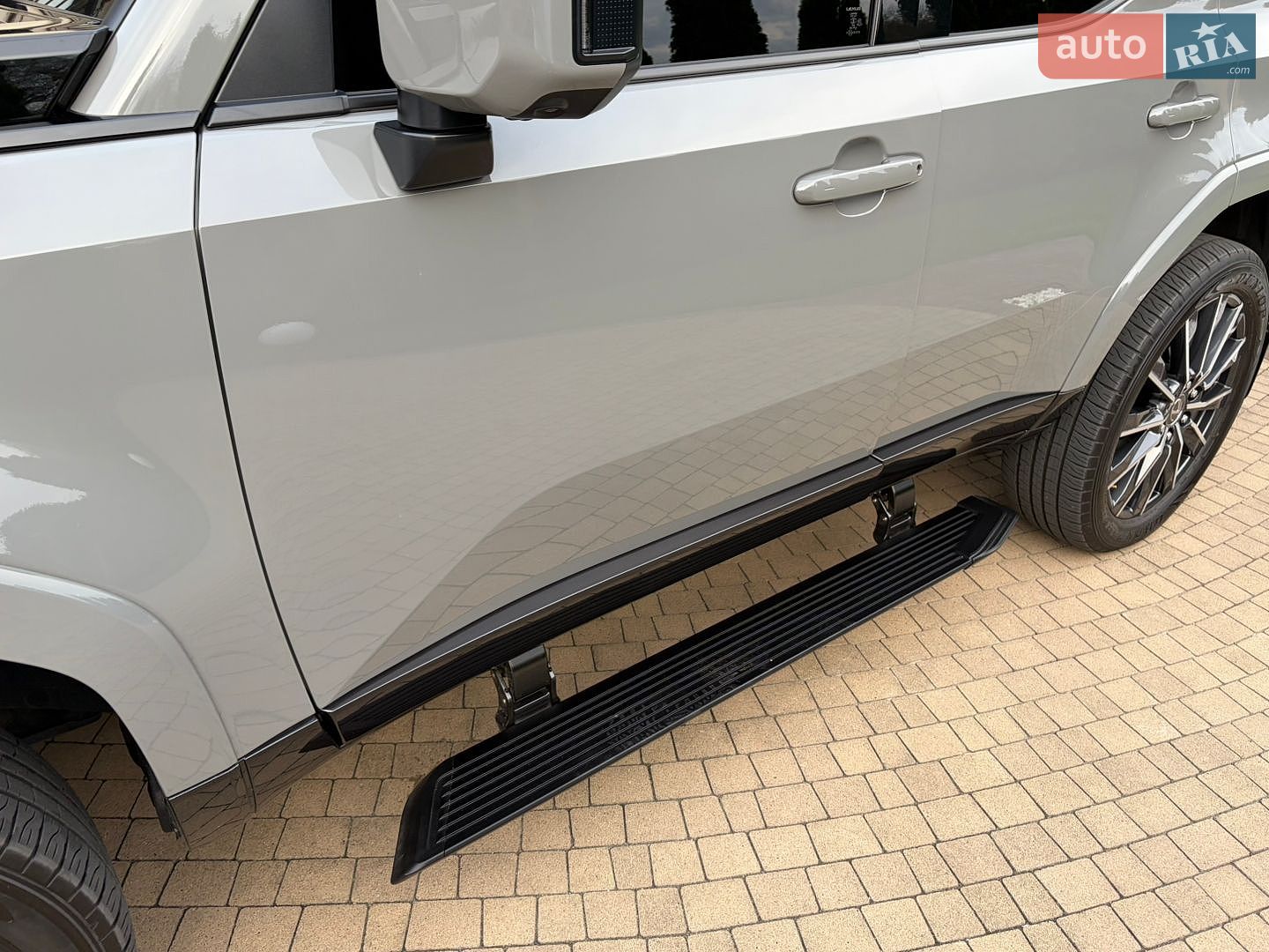 Lexus GX 2024 VIN JTJTBDDX705027072 фото оголошення 25 з 204