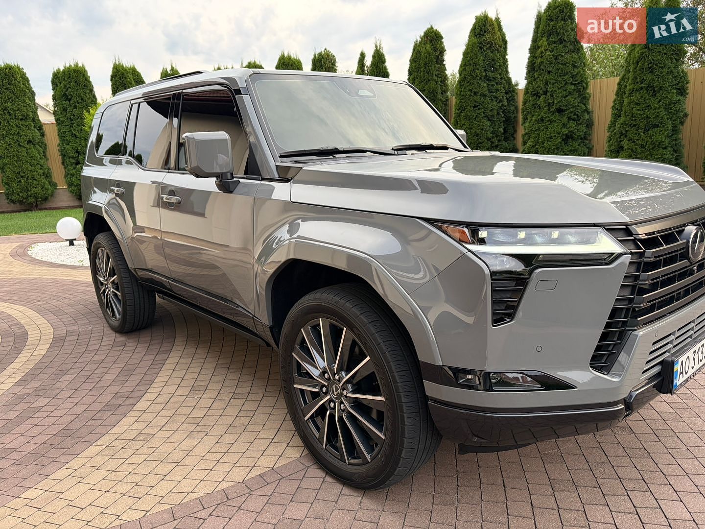 Lexus GX 2024 VIN JTJTBDDX705027072 фото оголошення 39 з 204