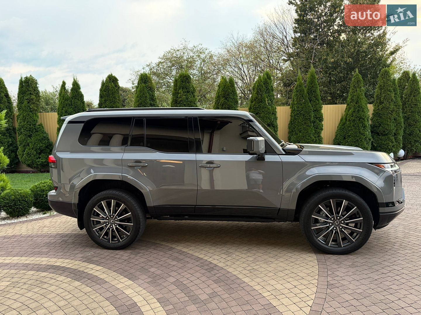 Lexus GX 2024 VIN JTJTBDDX705027072 фото оголошення 86 з 204