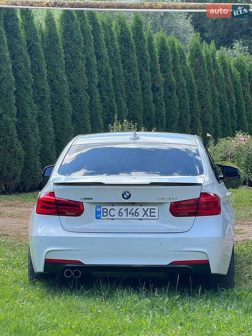 BMW 3 Series 2015 VIN WBA8E3G59GNT79288 фото оголошення 10 з 14