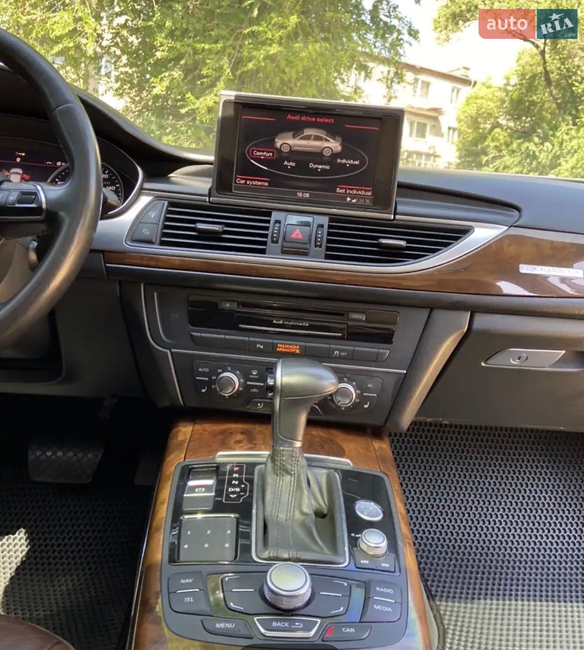 Audi A6 2011 VIN WAUGGAFC9CN081683 фото оголошення 14 з 20