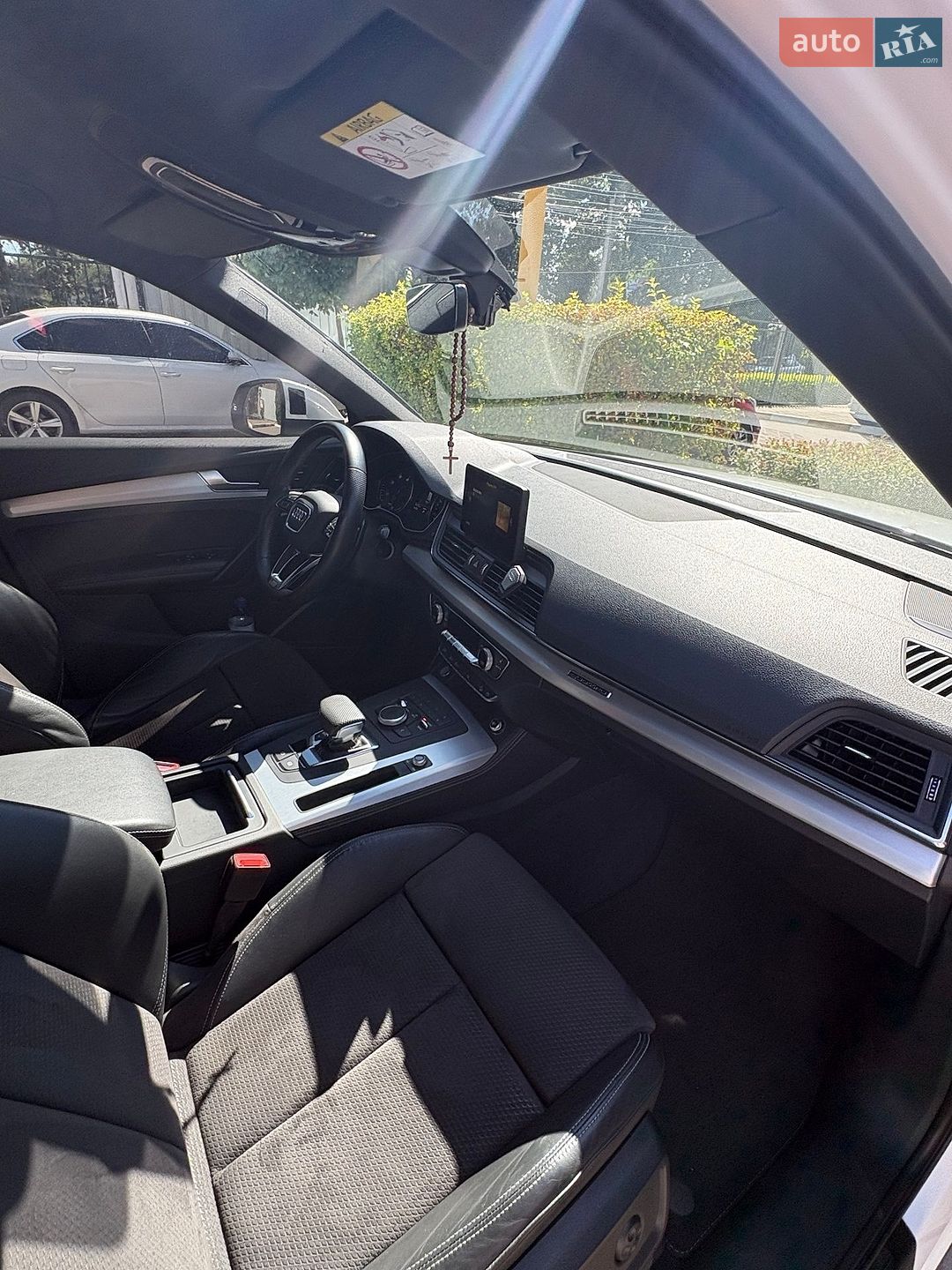Audi Q5 2017 VIN WAUZZZFY1H2029342 фото оголошення 12 з 26