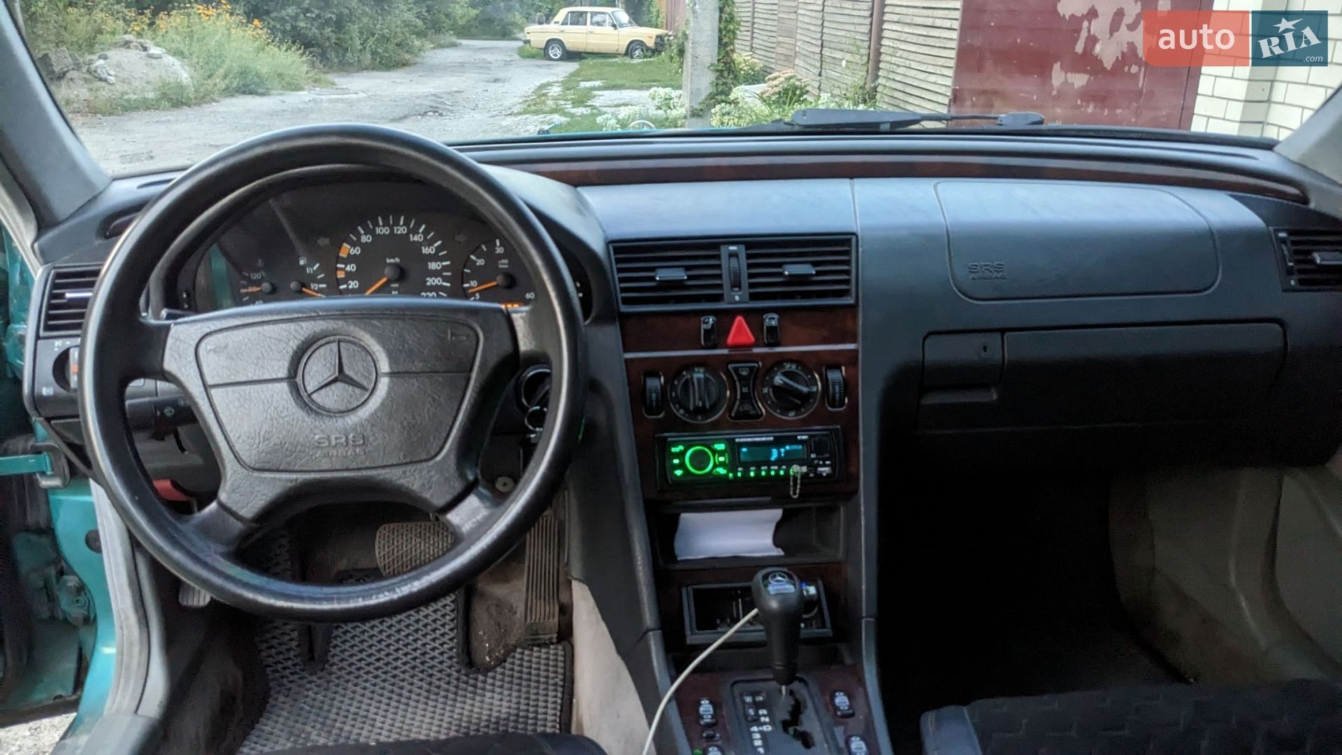 Mercedes-Benz C-Class 1997 VIN WDB2020201A496167 фото оголошення 9 з 16