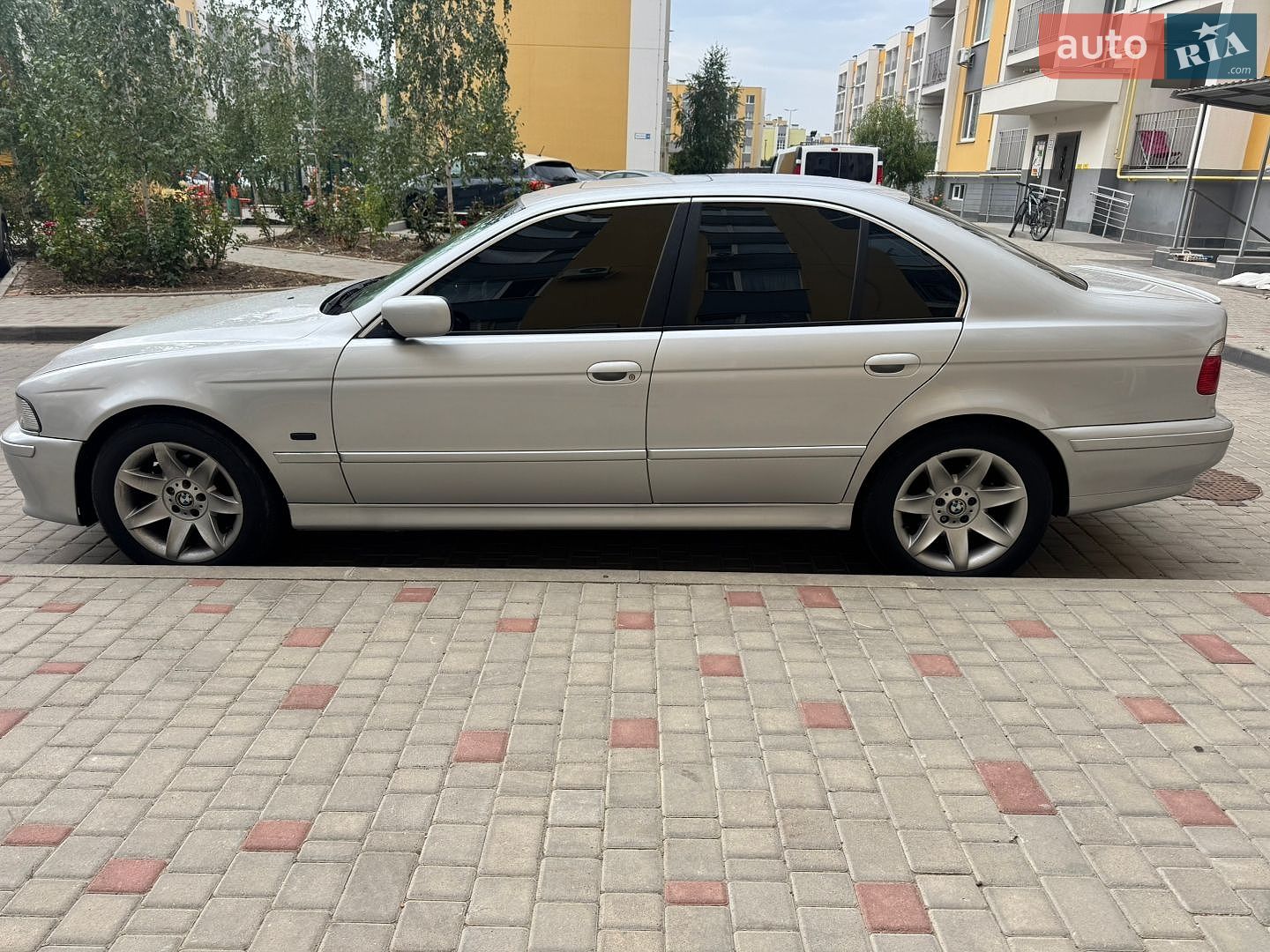 BMW 5 Series 2001 VIN WBADL01050GY05892 фото оголошення 4 з 7