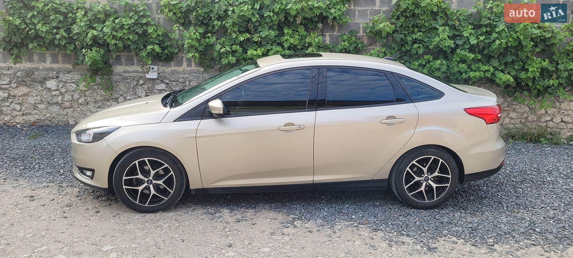 Ford Focus 2017 VIN 1FADP3H25HL298789 фото оголошення 3 з 17