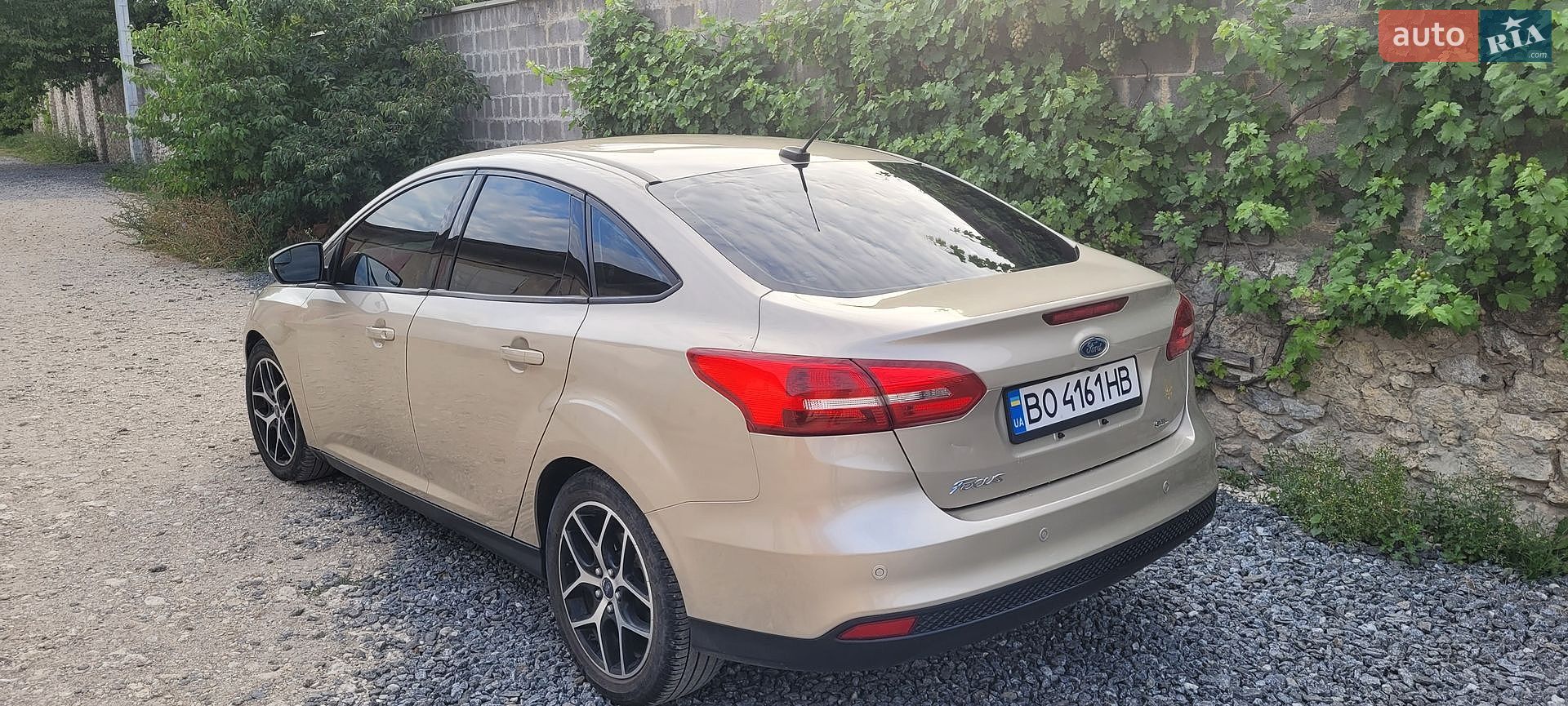Ford Focus 2017 VIN 1FADP3H25HL298789 фото оголошення 5 з 17