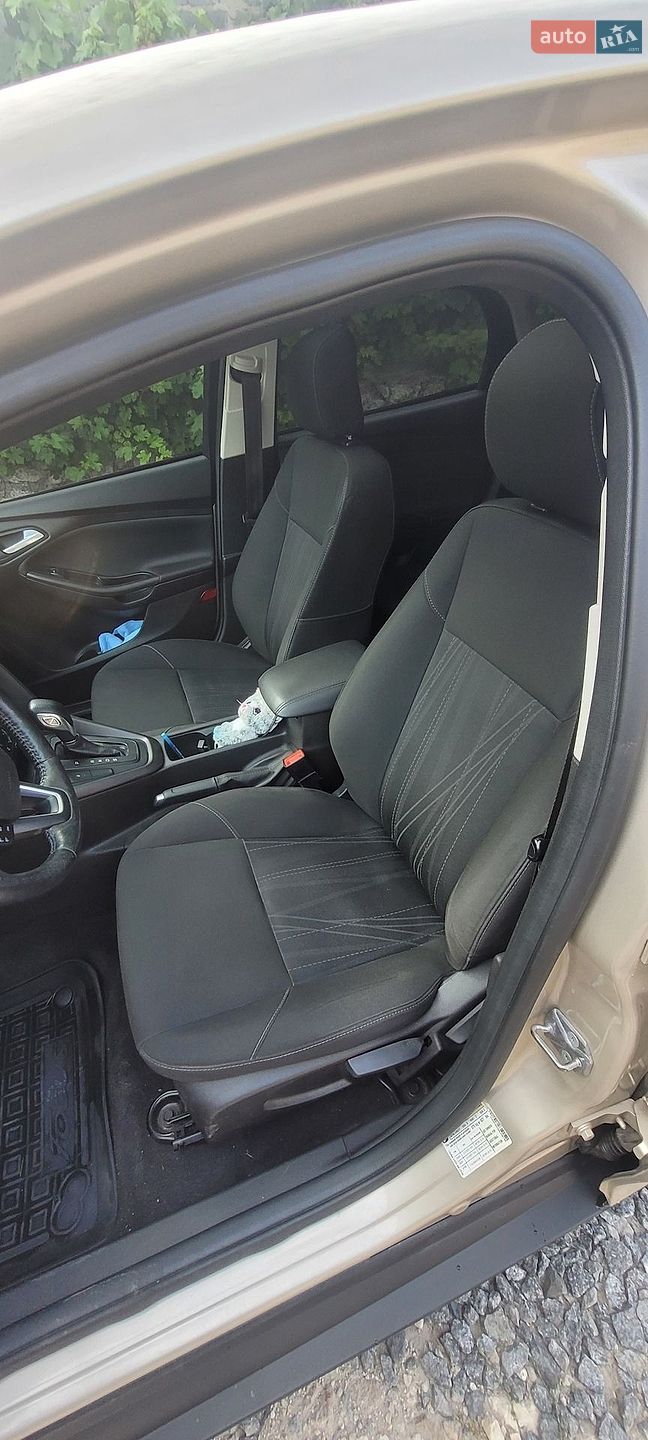 Ford Focus 2017 VIN 1FADP3H25HL298789 фото оголошення 10 з 17