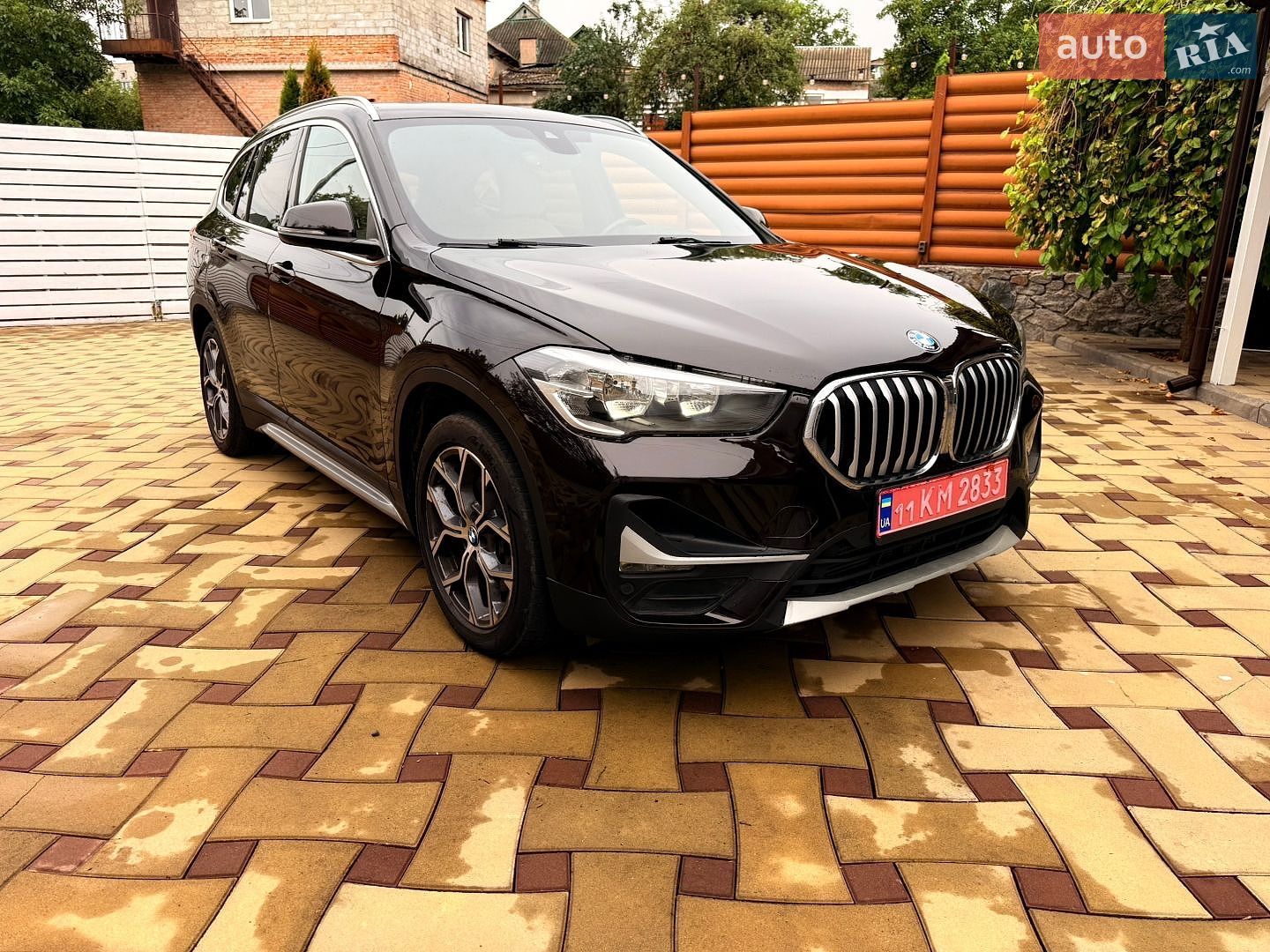 BMW X1 2019 VIN WBXJG7C00L5P57558 фото оголошення 3 з 28