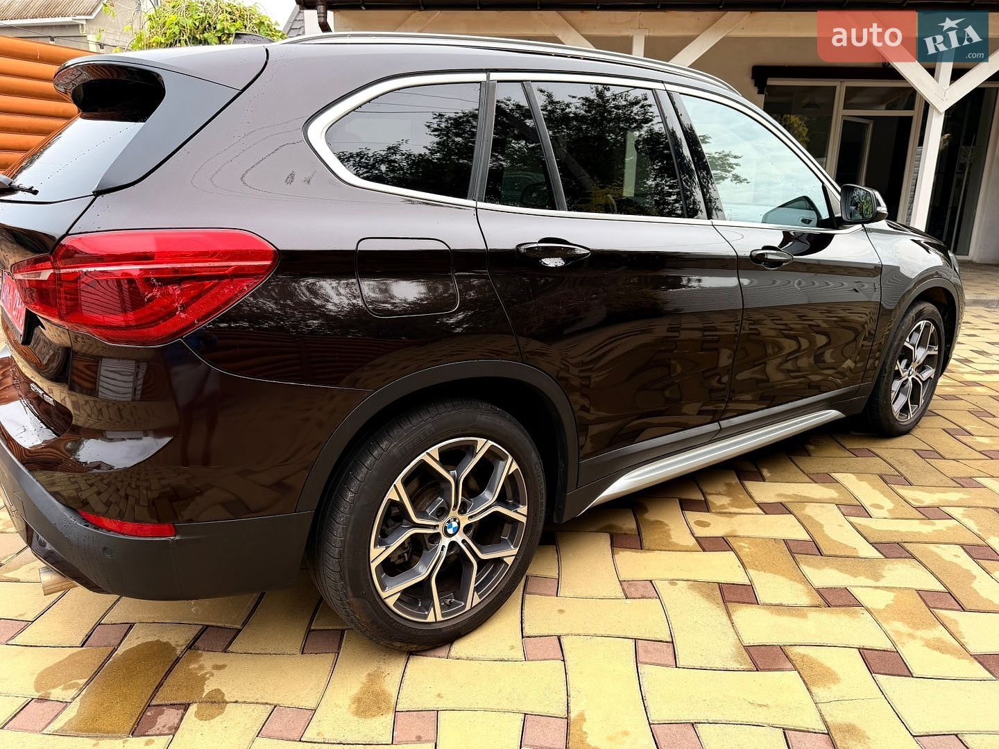 BMW X1 2019 VIN WBXJG7C00L5P57558 фото оголошення 8 з 28