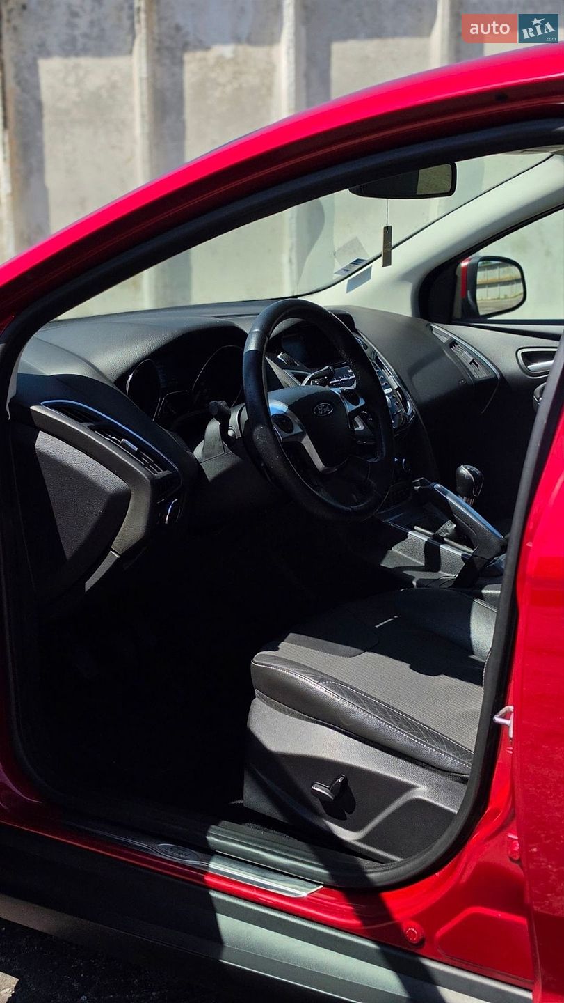 Ford Focus 2011 VIN WF0KXXGCBKBK66383 фото оголошення 12 з 34