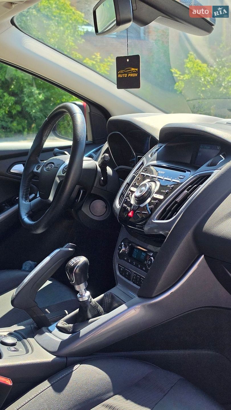 Ford Focus 2011 VIN WF0KXXGCBKBK66383 фото оголошення 30 з 34