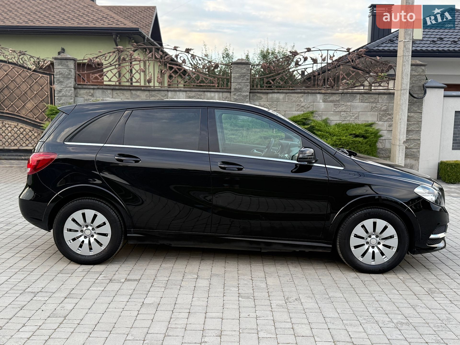 Mercedes-Benz B-Class 2015 VIN WDD2428901J007163 фото оголошення 22 з 83