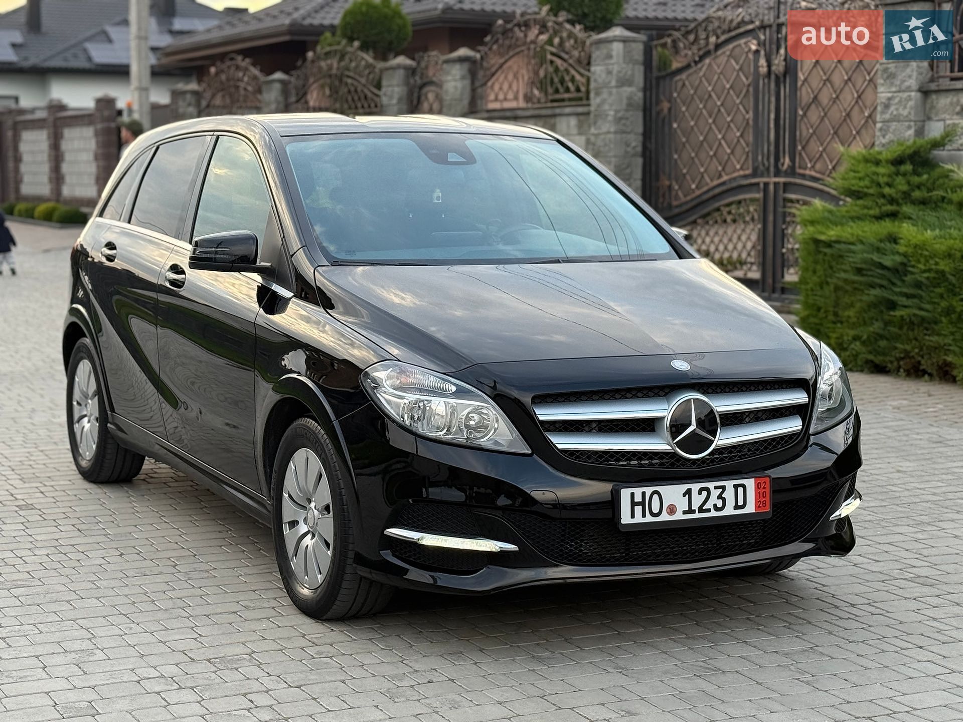 Mercedes-Benz B-Class 2015 VIN WDD2428901J007163 фото оголошення 24 з 83