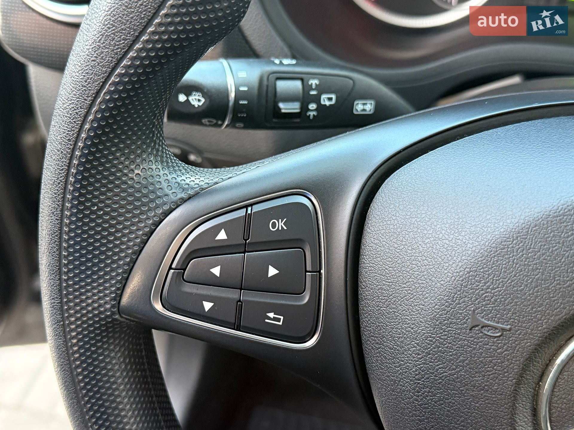Mercedes-Benz B-Class 2015 VIN WDD2428901J007163 фото оголошення 39 з 83