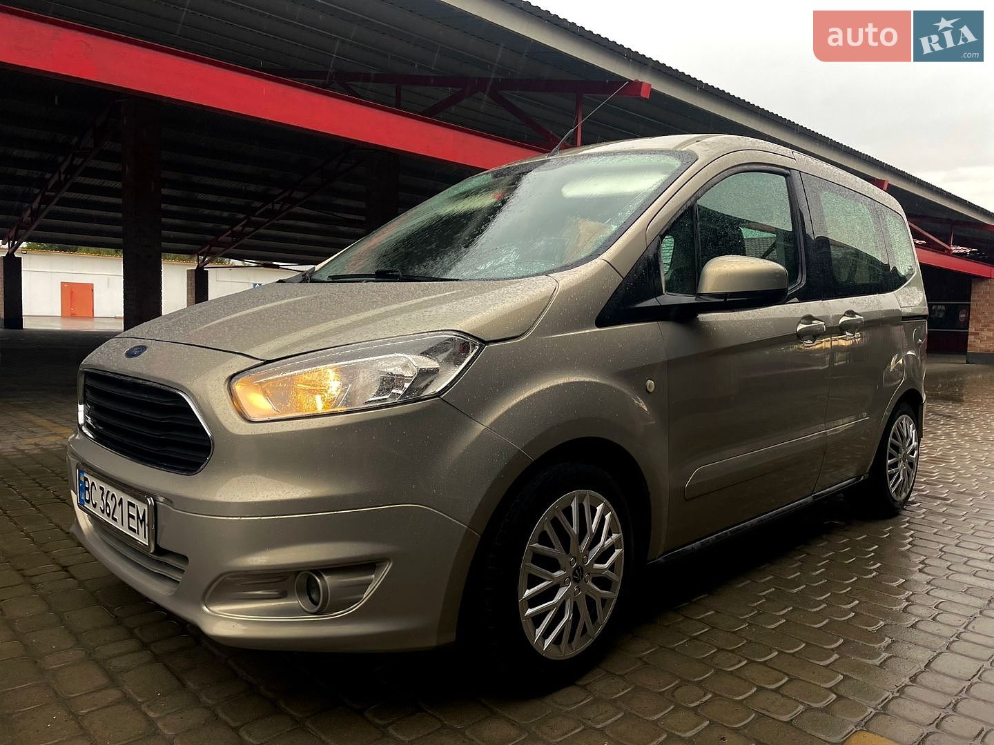 Ford Tourneo Courier 2015 VIN WF0LXXTACLFE59611 фото оголошення 4 з 40