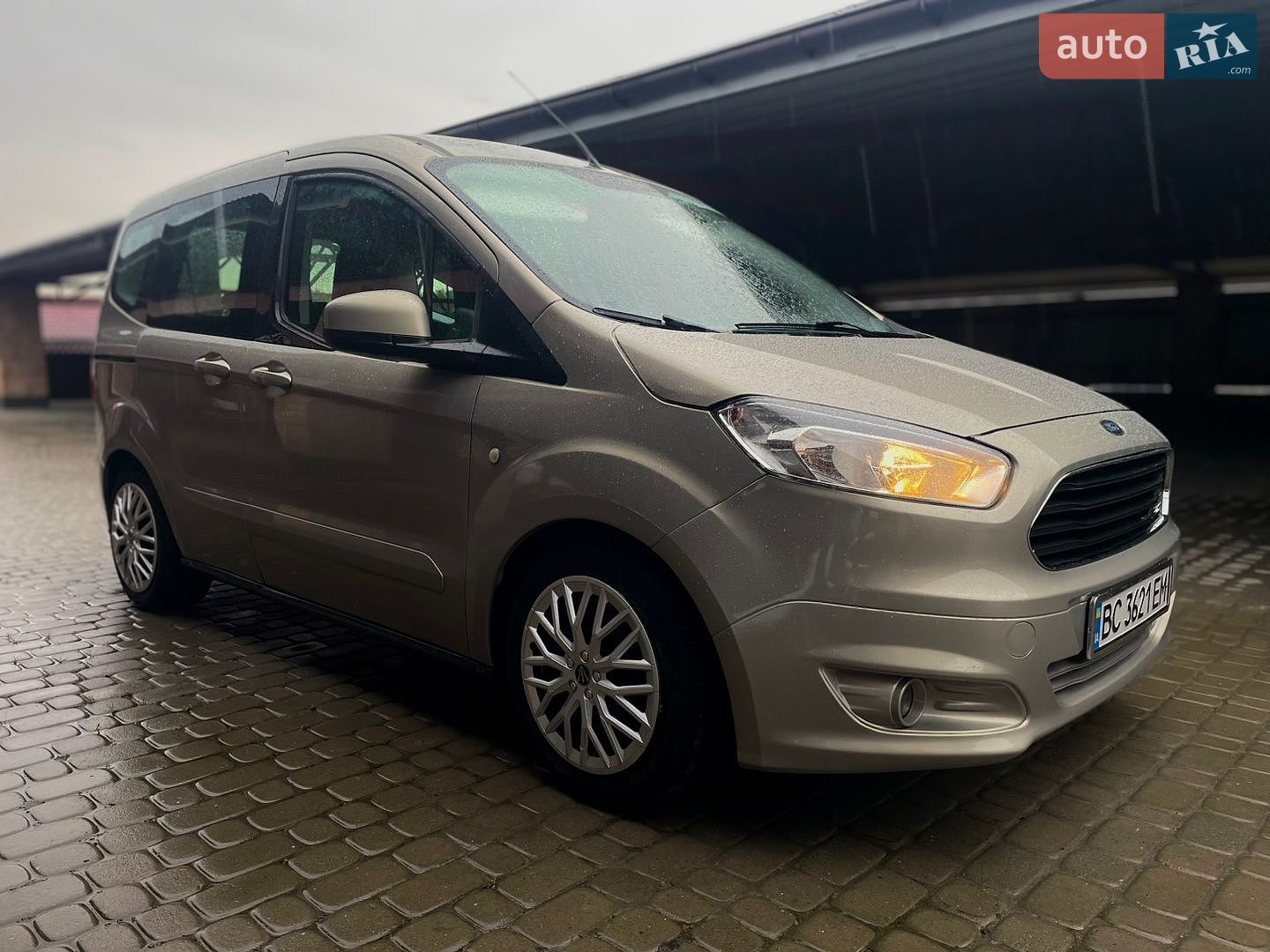 Ford Tourneo Courier 2015 VIN WF0LXXTACLFE59611 фото оголошення 9 з 40