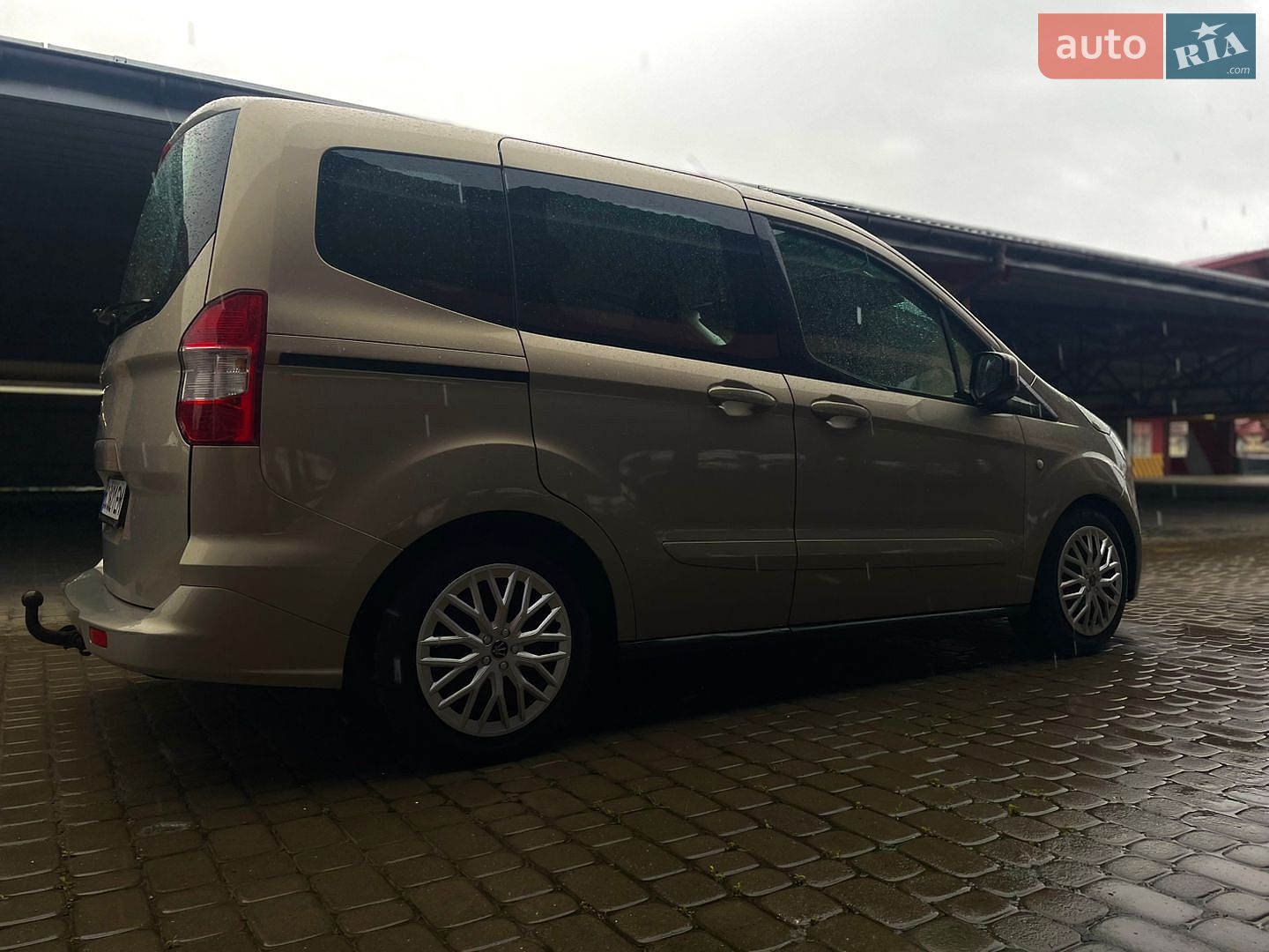 Ford Tourneo Courier 2015 VIN WF0LXXTACLFE59611 фото оголошення 10 з 40