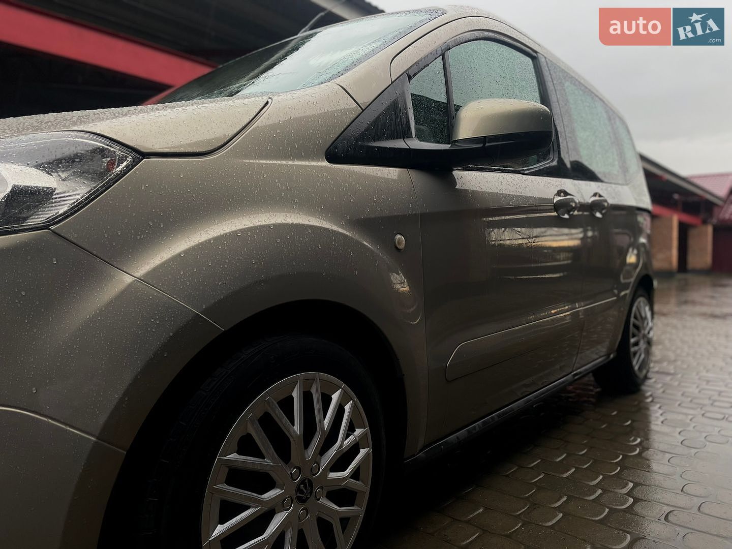 Ford Tourneo Courier 2015 VIN WF0LXXTACLFE59611 фото оголошення 16 з 40