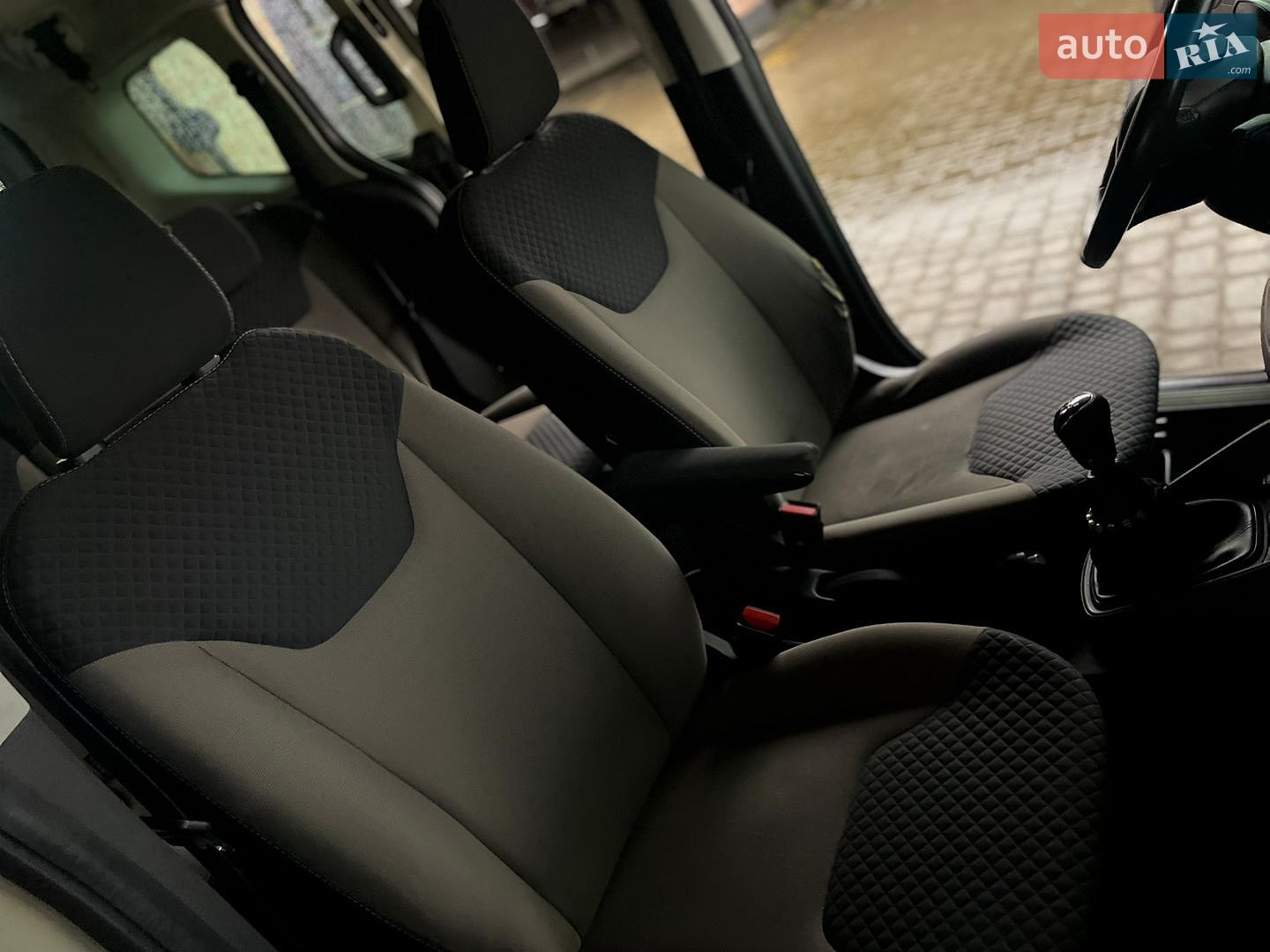 Ford Tourneo Courier 2015 VIN WF0LXXTACLFE59611 фото оголошення 22 з 40