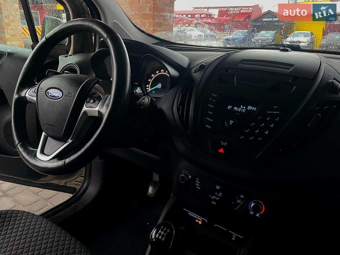 Ford Tourneo Courier 2015 VIN WF0LXXTACLFE59611 фото оголошення 27 з 40