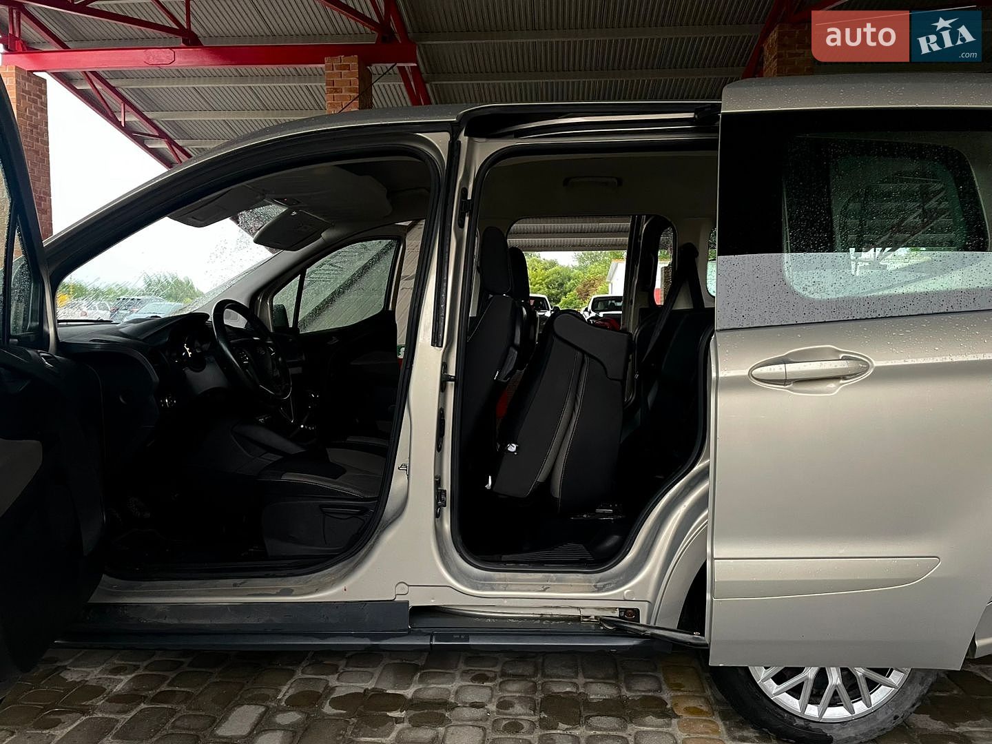 Ford Tourneo Courier 2015 VIN WF0LXXTACLFE59611 фото оголошення 40 з 40
