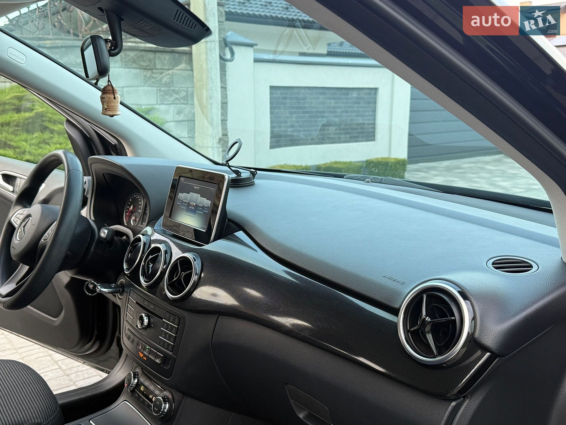 Mercedes-Benz B-Class 2015 VIN WDD2428901J007163 фото оголошення 58 з 83
