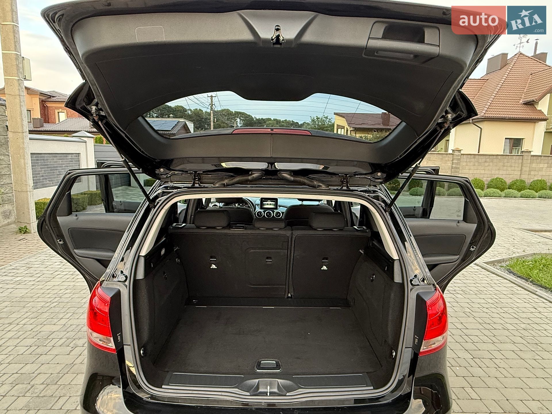 Mercedes-Benz B-Class 2015 VIN WDD2428901J007163 фото оголошення 64 з 83