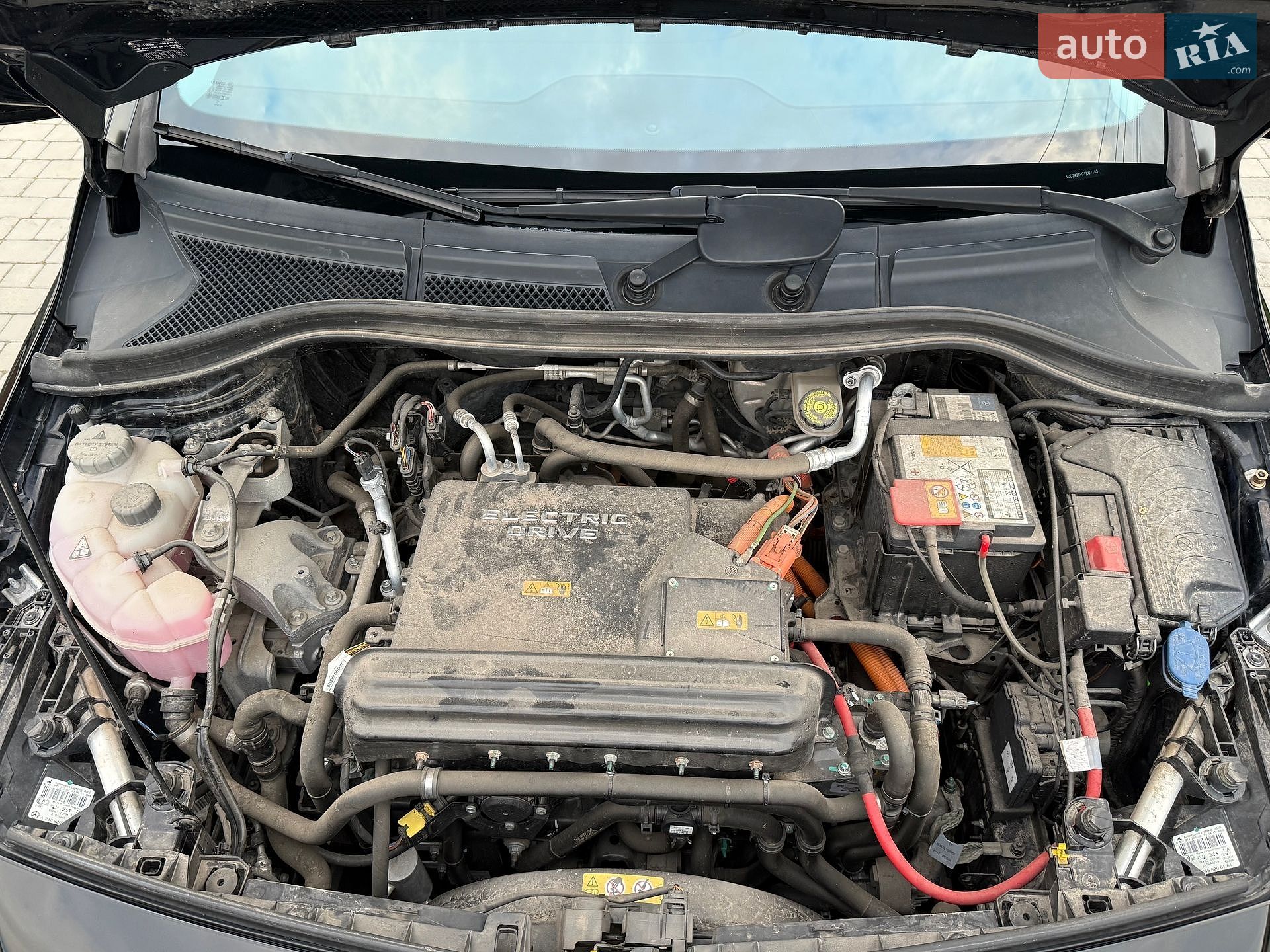 Mercedes-Benz B-Class 2015 VIN WDD2428901J007163 фото оголошення 76 з 83