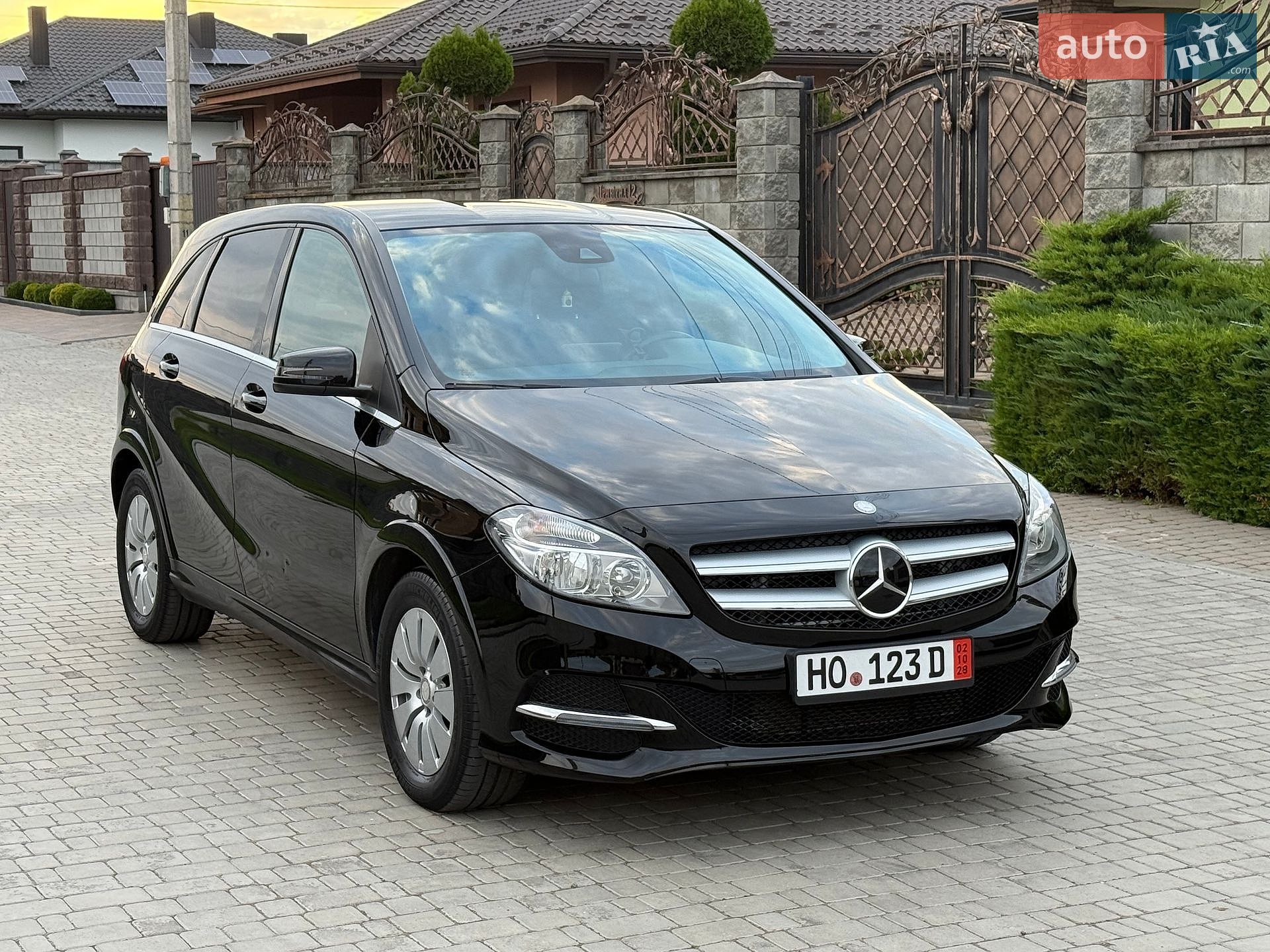 Mercedes-Benz B-Class 2015 VIN WDD2428901J007163 фото оголошення 81 з 83