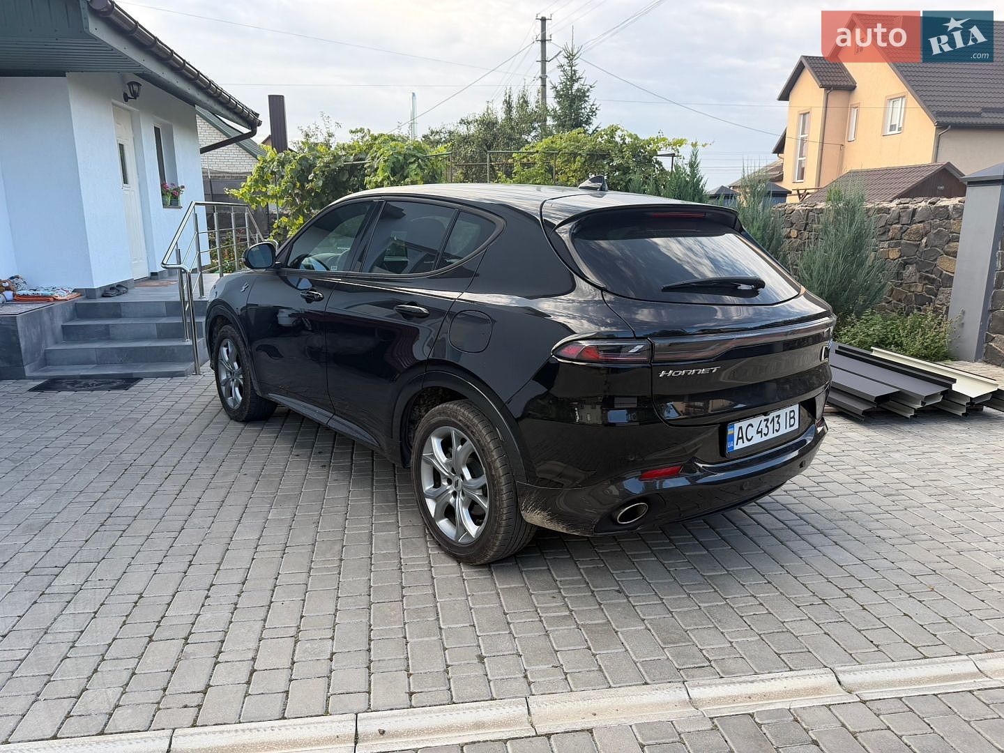 Dodge Hornet 2023 VIN ZACPDFCW2R3A32341 фото оголошення 2 з 17