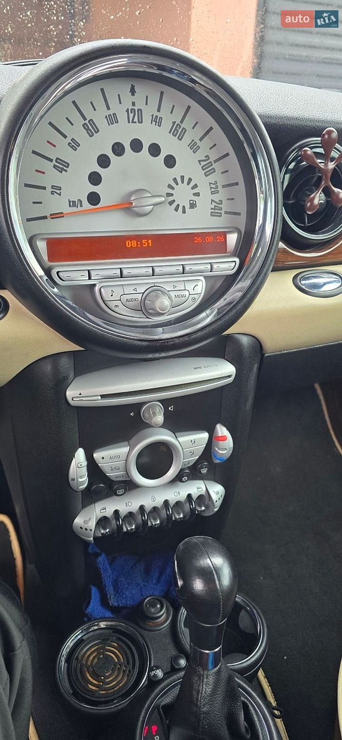 Mini Clubman 2007 VIN WMWML31050TN33014 фото оголошення 3 з 19