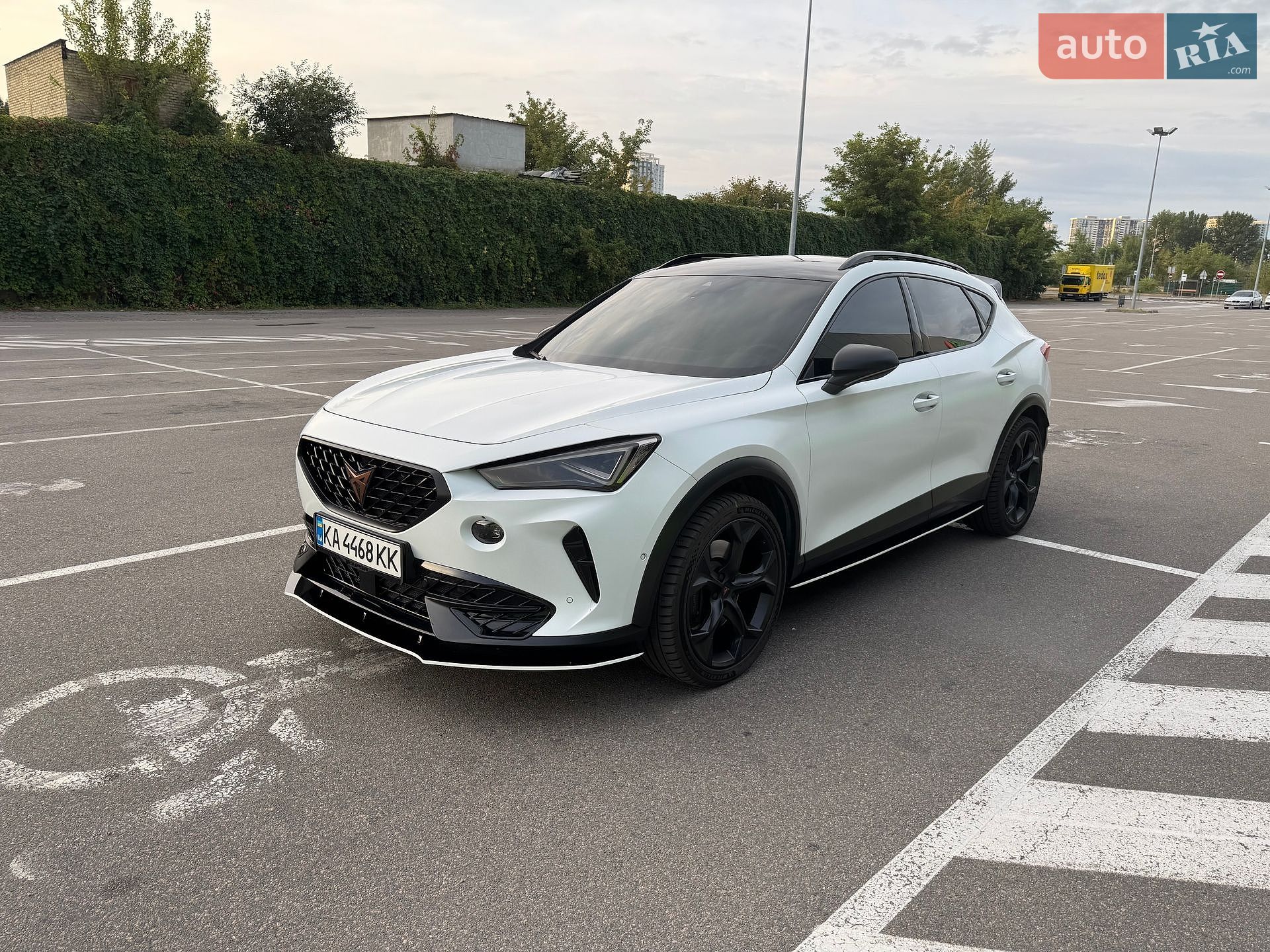 Cupra Formentor 2023 VIN VSSZZZKM4RR009101 фото оголошення 5 з 9