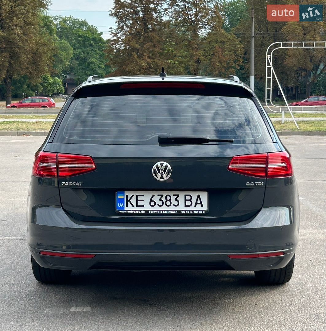 Volkswagen Passat 2017 VIN WVWZZZ3CZJP000826 фото оголошення 5 з 37