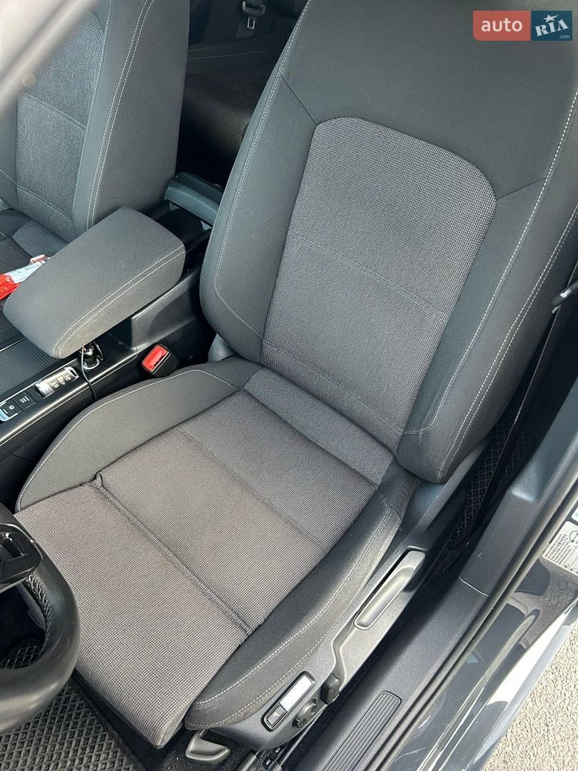 Volkswagen Passat 2017 VIN WVWZZZ3CZJP000826 фото оголошення 24 з 37