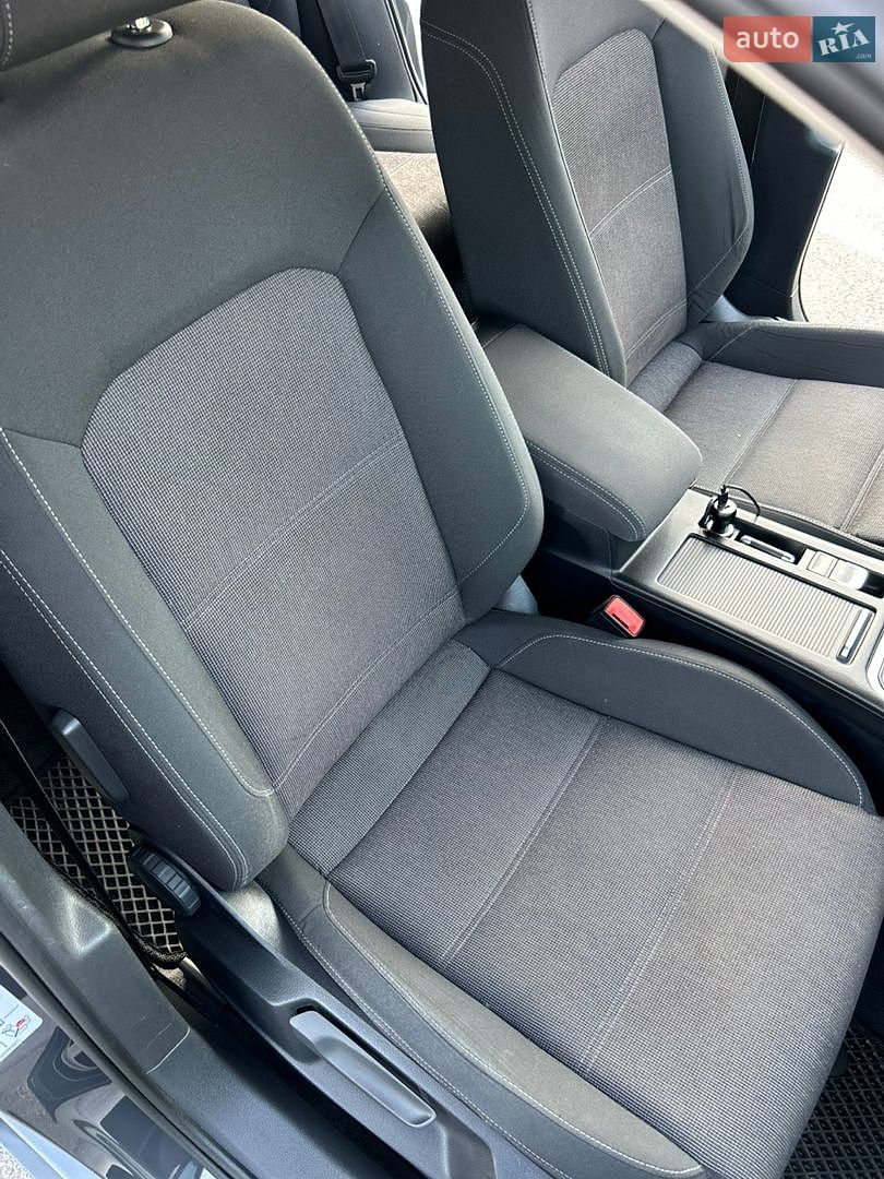 Volkswagen Passat 2017 VIN WVWZZZ3CZJP000826 фото оголошення 25 з 37