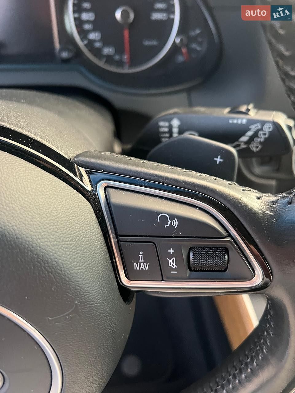 Audi Q5 2014 VIN WAUZZZ8R0FA061563 фото оголошення 8 з 14