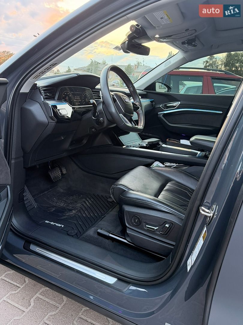 Audi Q8 e-tron 2023 VIN WA15AAGE4RB020628 фото оголошення 6 з 20