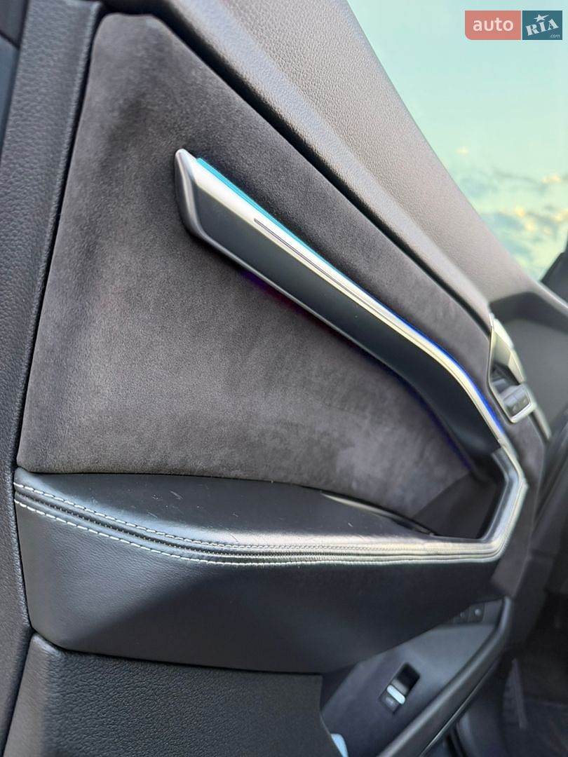 Audi Q8 e-tron 2023 VIN WA15AAGE4RB020628 фото оголошення 9 з 20