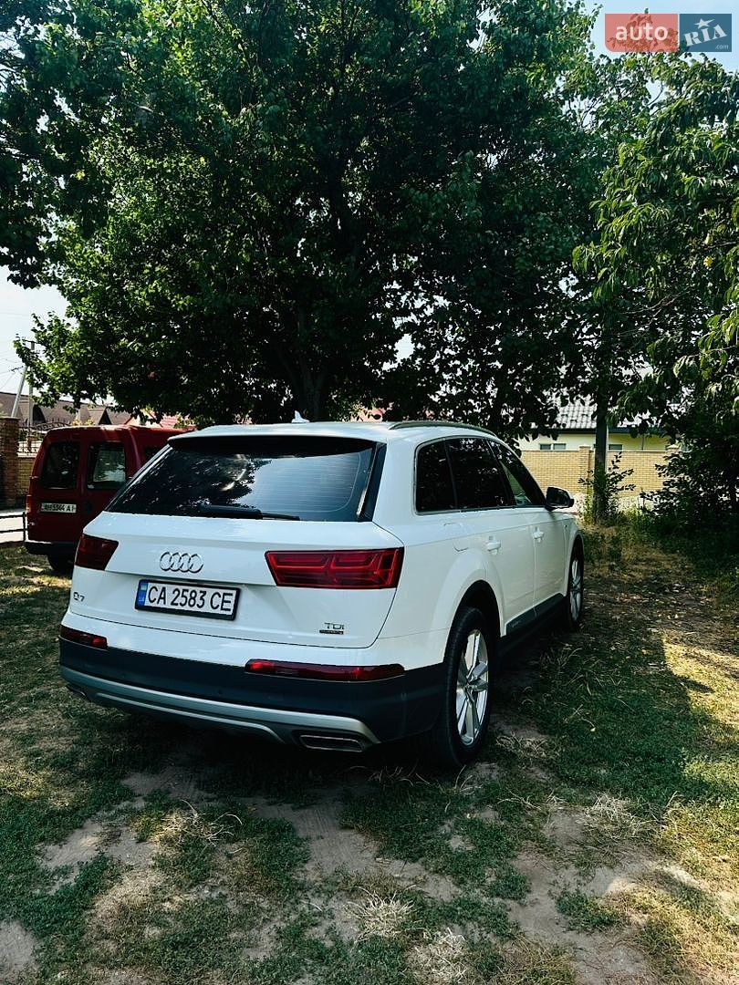 Audi Q7 2018 VIN WAUZZZ4M6JD033350 фото оголошення 3 з 11